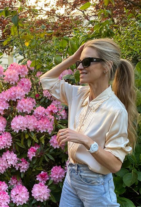 Laura Bailey’s Lifelong Love Affair With Chanel No 19 Fragrance 